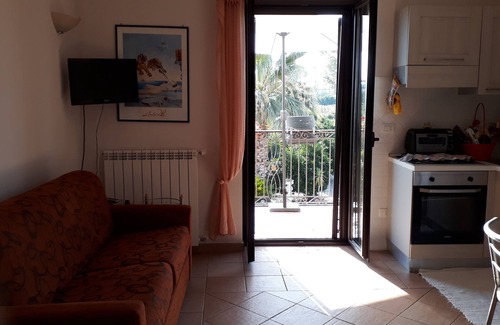 Corigliano Calabro House | Small apartment in the Ionian sea