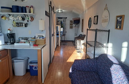 Buchanan County Cabin | Small Cabin on the Farm