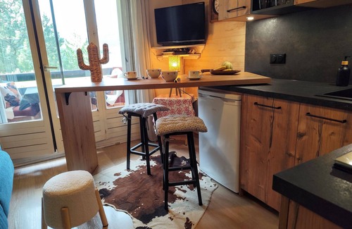 Barcelonnette Apartment | Small cocoon facing south with a view - Lesclesdenicole