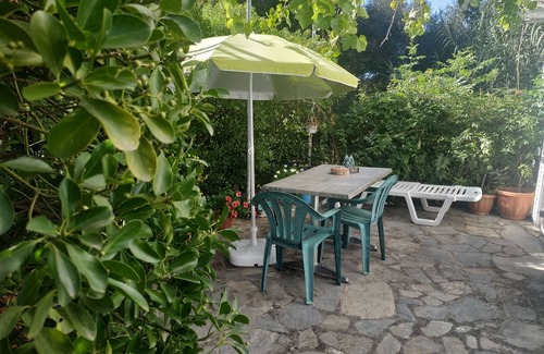 Agios Ioannis Apartment | Small cosy studio located in a completely green area