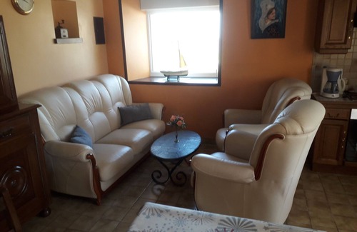 Plougrescant House | Small fisherman house for 5 people with garden and sea views