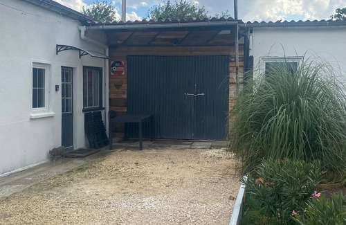 Bourges House | Small house in a quiet area, close to all amenities