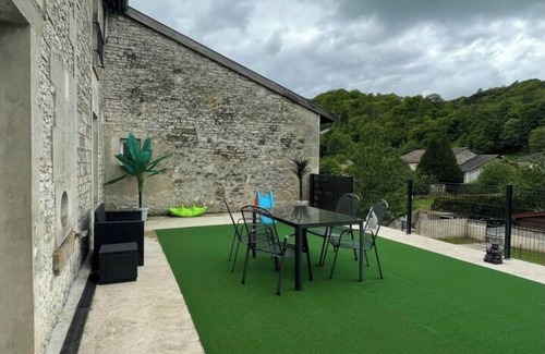 Osne-le-Val House | Small house in the country, with terrace! Pets allowed.