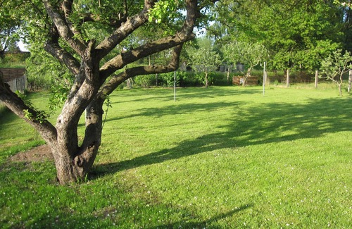 Lauterbach House | Small isolated cottage on a large meadow and orchard land