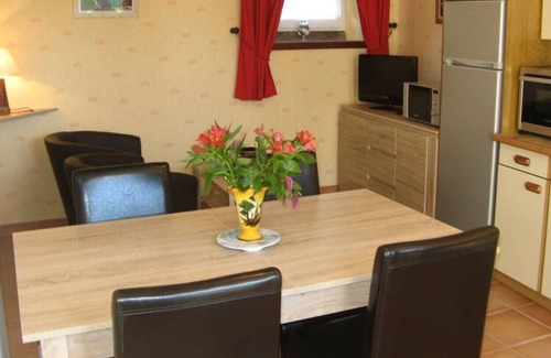Plomodiern House | Small quiet house with private garden, very well equipped, classified 3 ***