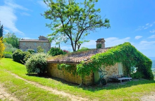 Bivio Lugnano Villa | Small Source
