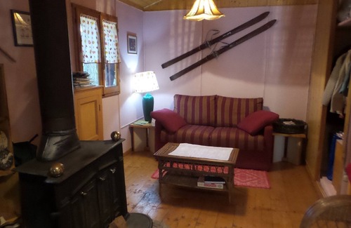 San Giovanni in Fiore Cabin | Small wooden hut in Sila at 1,300 meters high away from everything