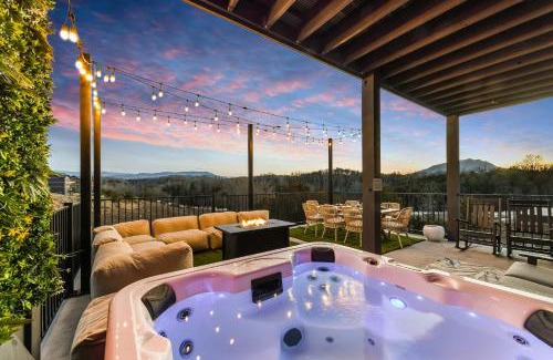 Sevierville Ski Chalet | Smith Creek Reserve - Incredible Oasis Vibe