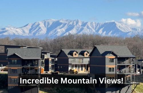 Sevierville Ski Chalet | Smith Creek Reserve - Incredible Oasis Vibe