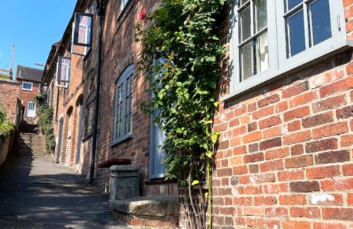 Ashbourne Apartment | Smith Yard Cottage, Ashbourne