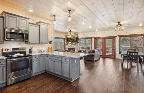 Sevierville Cabin | Smoky Mountain Chalet 3 Bedroom Home by RedAwning