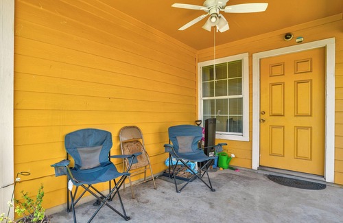 Baytown House | Smooth Sailing Home. Great for workers. Long Term Discounts