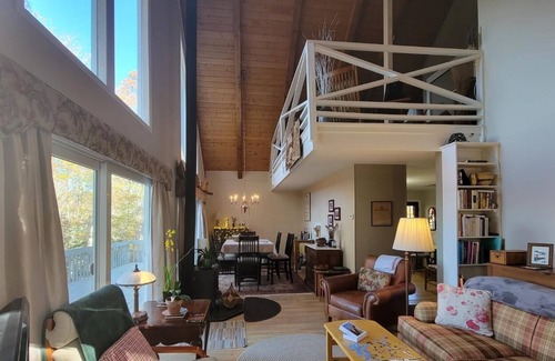 East Boothbay House | SMUGGLER`S COVE LOOKOUT | 2 Bed, 2 Bath