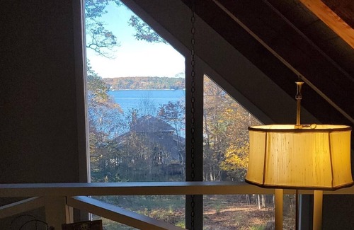 East Boothbay House | SMUGGLER`S COVE LOOKOUT | 2 Bed, 2 Bath