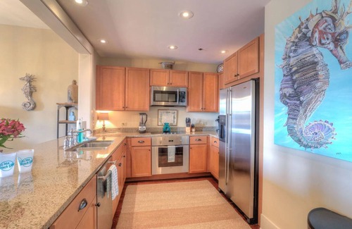 Santa Rosa Beach Condo | Smurf Mountain by AvantStay | Private Beach + Pool | RedFish Village