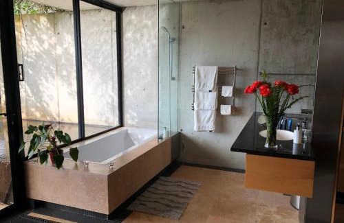 Scott Estate House | Snooze in Hout Bay Self-Catering