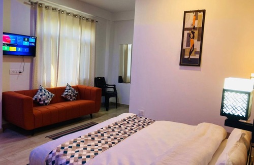 Manali Hotel | Snow Crest Residency Manali With View