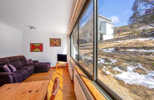 Falls Creek Apartment | Snow Ski Apartments 04
