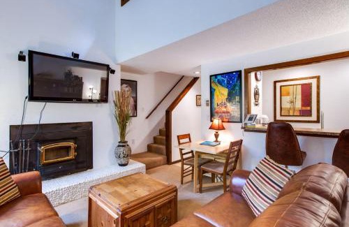 Glacier Apartment | Snowater Condo #31 - Fireplace - Wifi - Sleeps 4