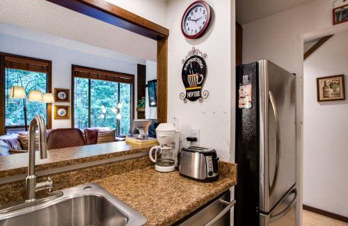 Glacier Apartment | Snowater Condo #31 - Fireplace - Wifi - Sleeps 4