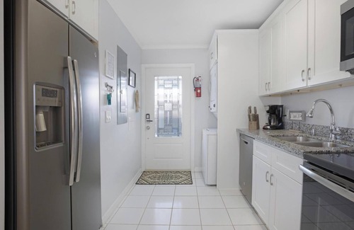 Marathon Villa | Snowbird Paradise: Last minute deal!