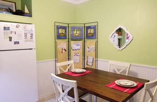 Gulf Shores Cottage | Snowbirds welcome! Dog friendly and fenced yard