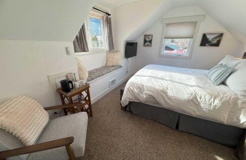 Leavenworth Bed & Breakfast | Snowcreek Suites - Maiple