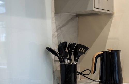 King's Park Apartment | Snug Modern Apartment in Glasgow