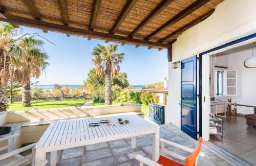 Agios Ioannis House | So close to the sea