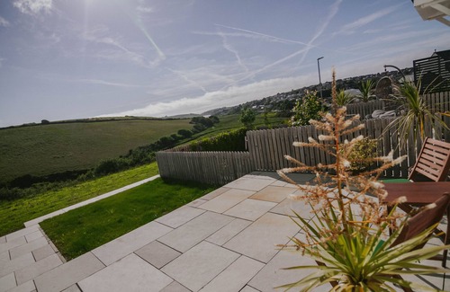 Newquay House | Soak in amazing views @ EbbandFlow