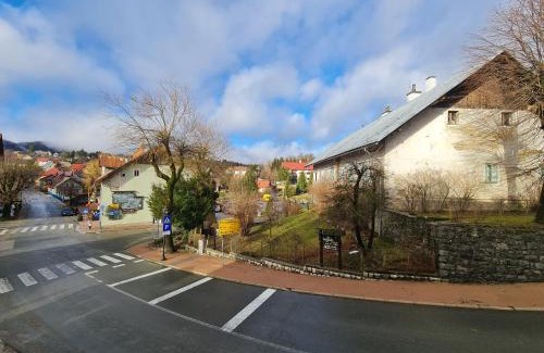 Fuzine Bed & Breakfast | Sobe "Ela"