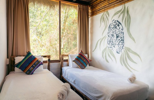 Puerto Napo Cabin | Socia/tel Amazon Tena