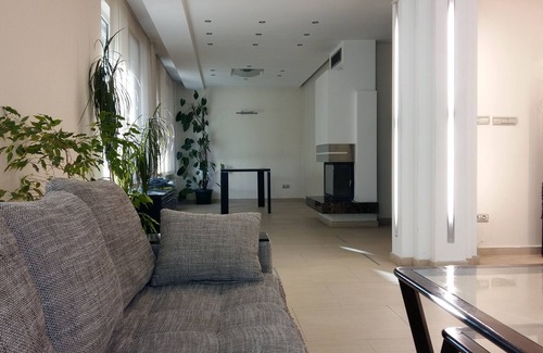 rayon Triaditsa Apartment | Sofia South Park apartment- massive, clean, modern!