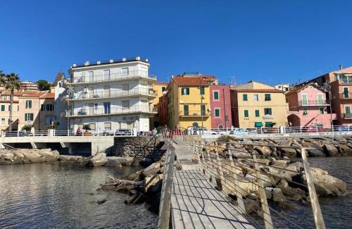 Santo Stefano al Mare Apartment | Sogno di Luce