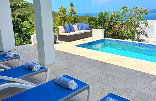 Cart Path Villa | Solace Villa - 5 bedroom with pool and tropical gardens in Apple Bay, Tortola