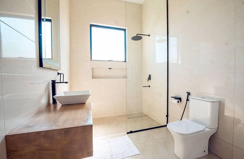 Arusha Region Hotel | Solai Oasis