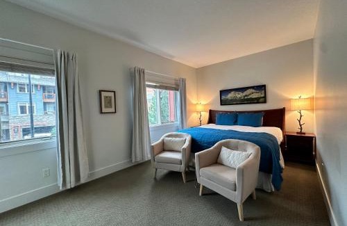 Canmore Apartment | Solara Resort - Quiet & Mountain View Corner Suite