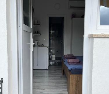 Mali Maj House | Sole 3
