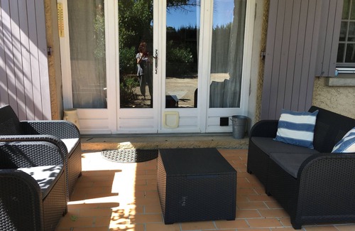 Saint-Hilaire-de-Brethmas Apartment | Soleil Lotus Gîte aux Pieds des Cévennes