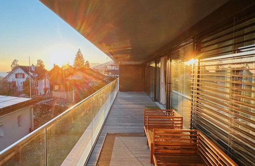 Saint-Blaise Apartment | Soleil House - Family-friendly Apartment with Amazing Lake View in St Blaise