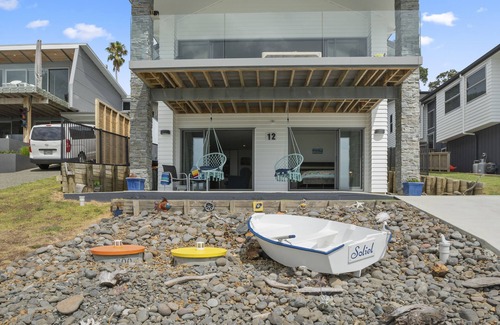 Maraetai Cottage | Soleil on Omana - Omana Beach Holiday Home