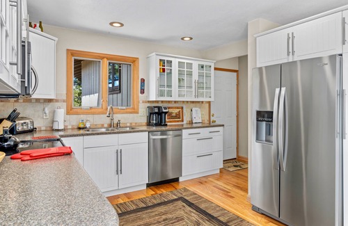 Windcliff Estates House | Solitude Vacation Home at Windcliff by RedAwning