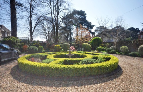 Bournemouth City Centre Cottage | Somerville Coach House 1
