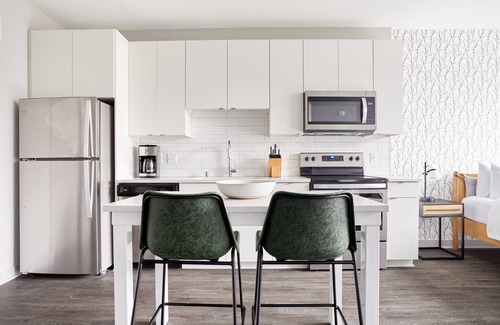 Minneapolis Apartment | Sonder at LUNA | Studio Apartment