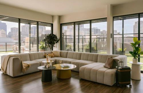 Center City Apartment | Sonder by Marriott Bonvoy The Heid Apartments Loft District