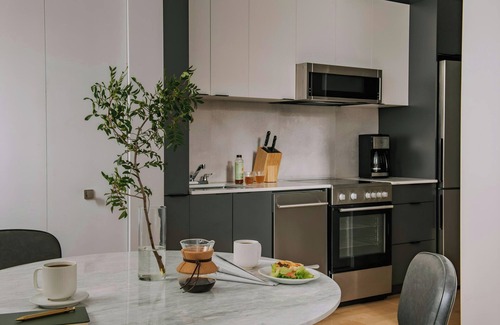 Old Montreal Apartment | Sonder by Marriott Bonvoy Le Victoria Apartments Old Montreal