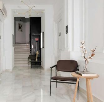 Huertas Apartment | Sonder by Marriott Bonvoy Santa Ana Apartments Las Letras