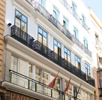 Huertas Apartment | Sonder by Marriott Bonvoy Santa Ana Apartments Las Letras