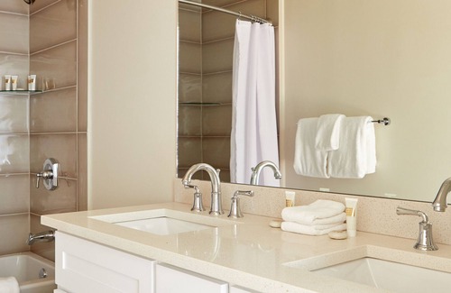 Faubourg Marigny Apartment | Sonder The Esplanade