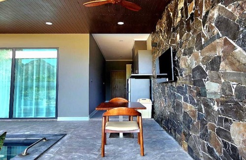 Vang Vieng Villa | Song View Pool Villa